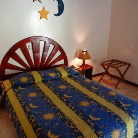 Hotel El Milagro Tamarindo Esterno foto