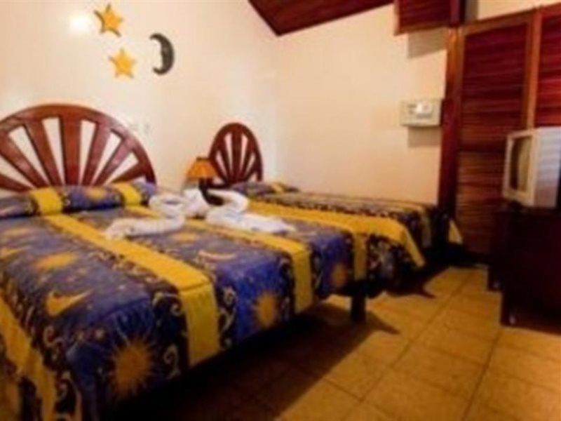 Hotel El Milagro Tamarindo Esterno foto