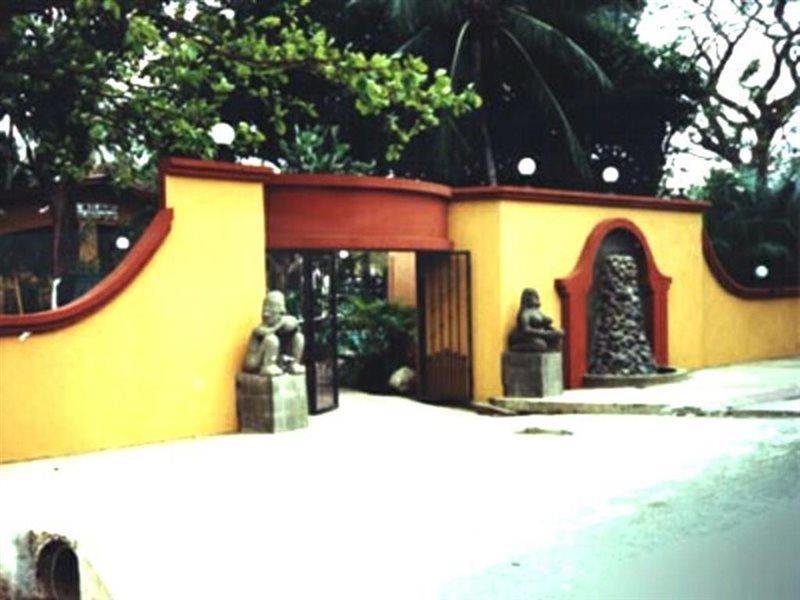 Hotel El Milagro Tamarindo Esterno foto